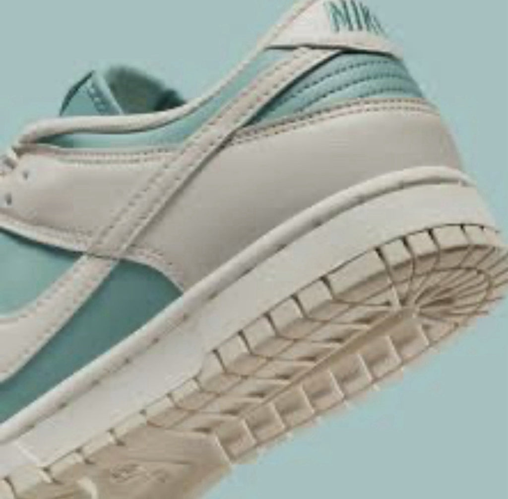 Nike Dunk Low Cannon W- Size 11  M9.5 Brand New In Box
