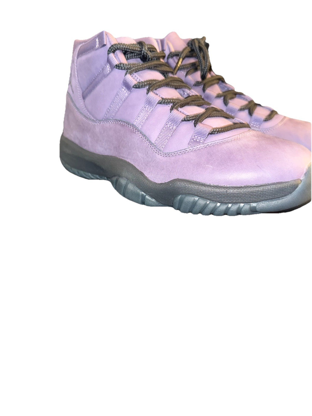 Size 10 Air Jordan 11 "Mojave" 2025 Rerun