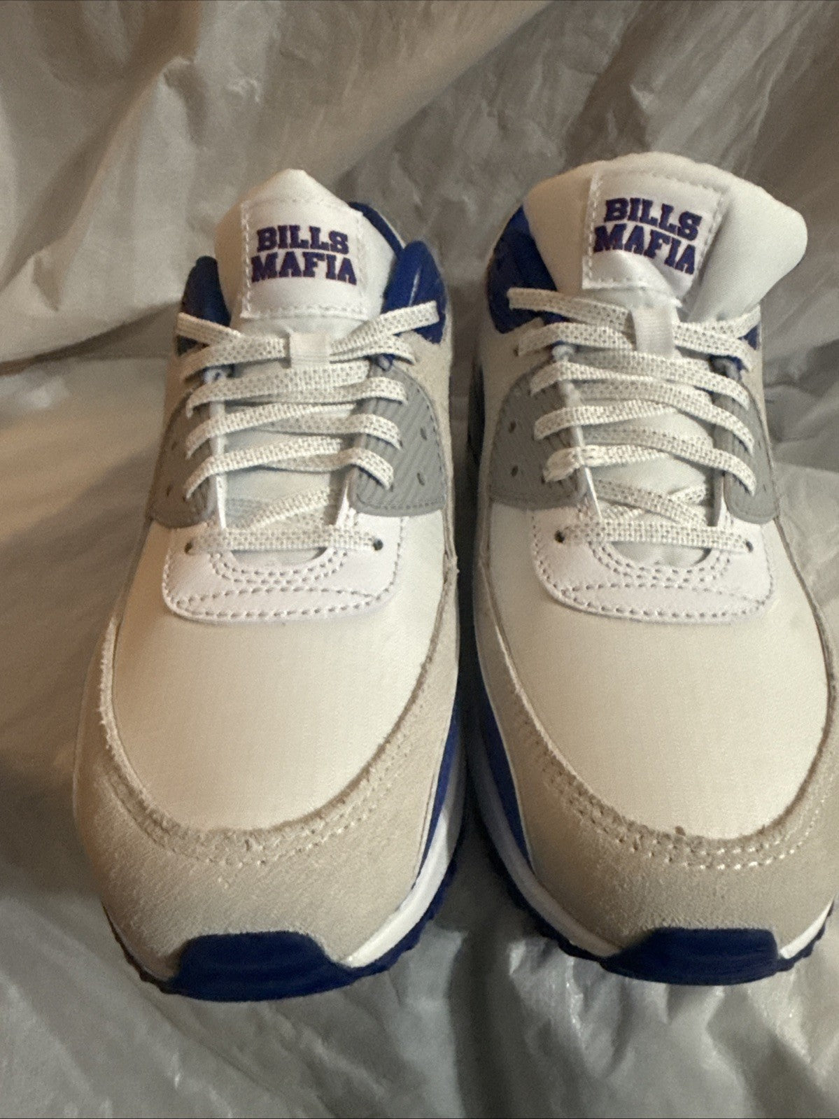 Nike Nike Air Max 90 Buffalo Bills II7589-100 Men Size 10 Limited Shoe.